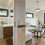 House Semesterbostad