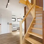 Semesterbostad House
