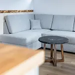 Semesterbostad House